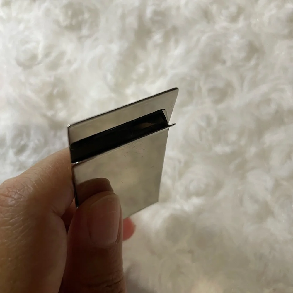 Gucci Silver Diamante Money Clip 🩶